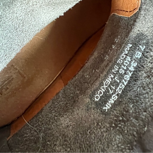 Frye Leslie Artisan Boot - NWOT - Picture 4 of 9